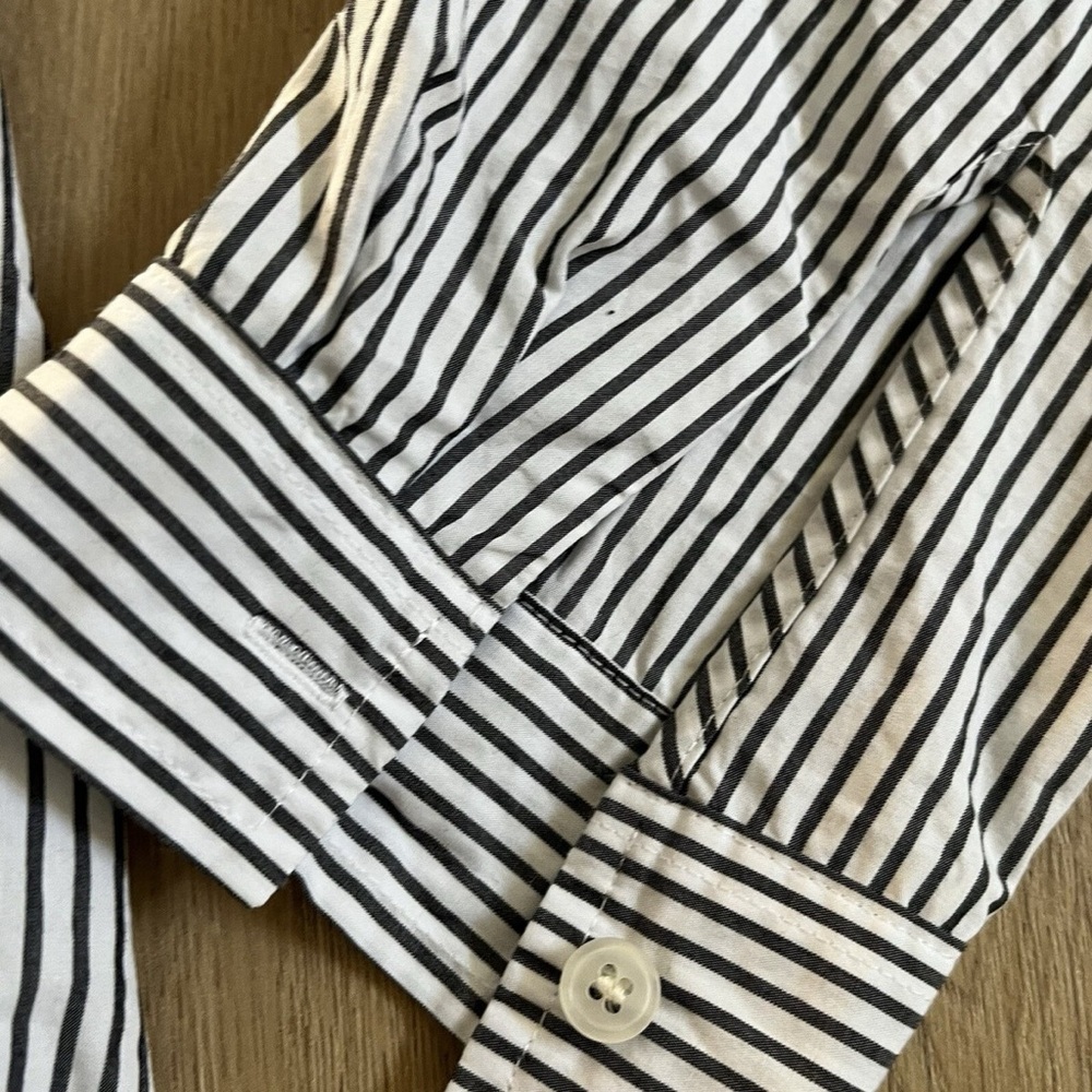 J.Crew Gray & White Striped Popover Shirt Women’s Large GUC - Picture 14 of 14